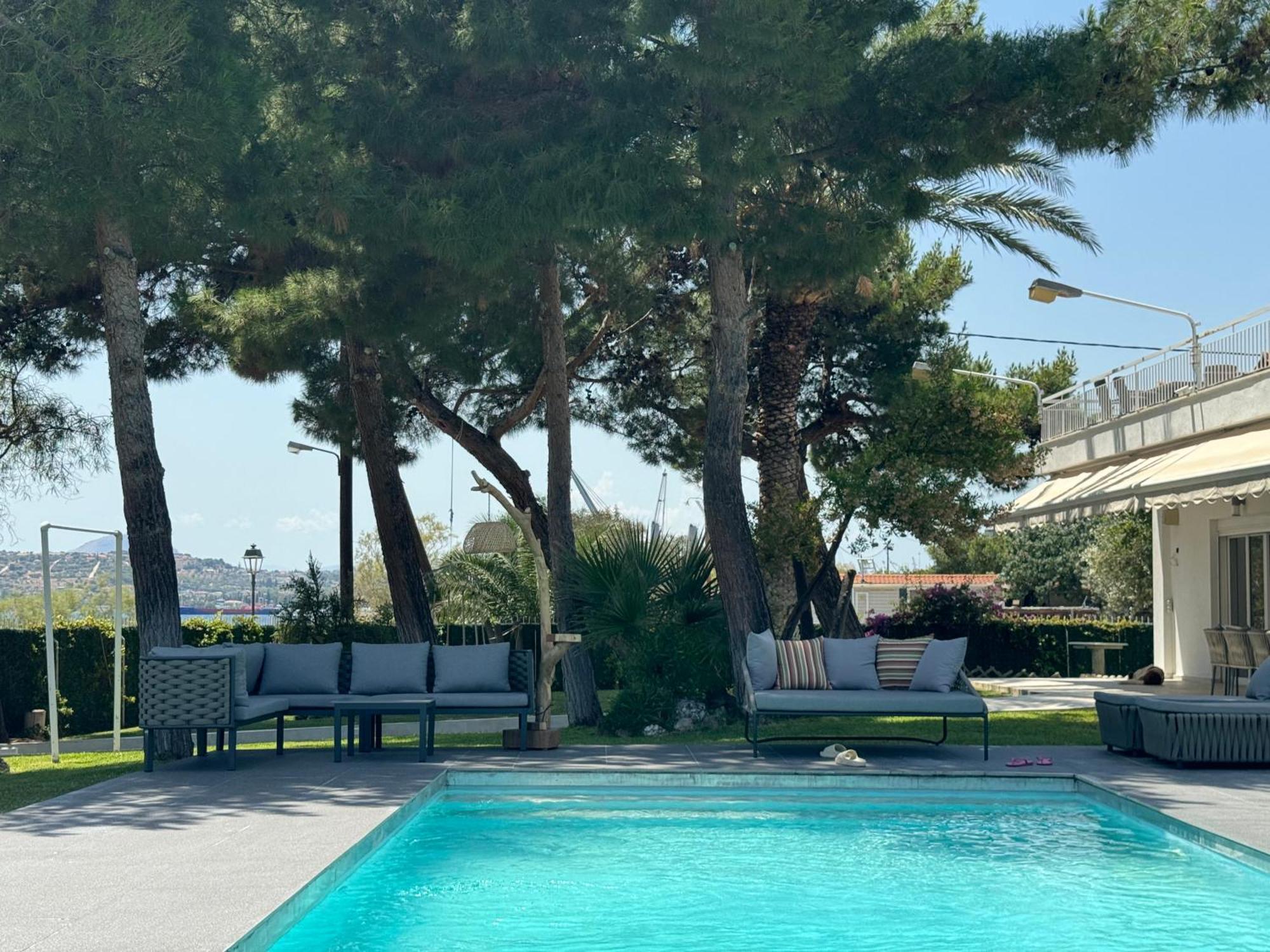 Zoza Luxury Villa Isthmia By The Sea With Private Pool Kalamáki Exteriör bild
